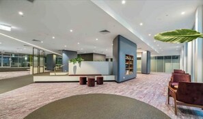 Lobby - Boutique and spacious apartment with stunning views in central CBD (Perth)