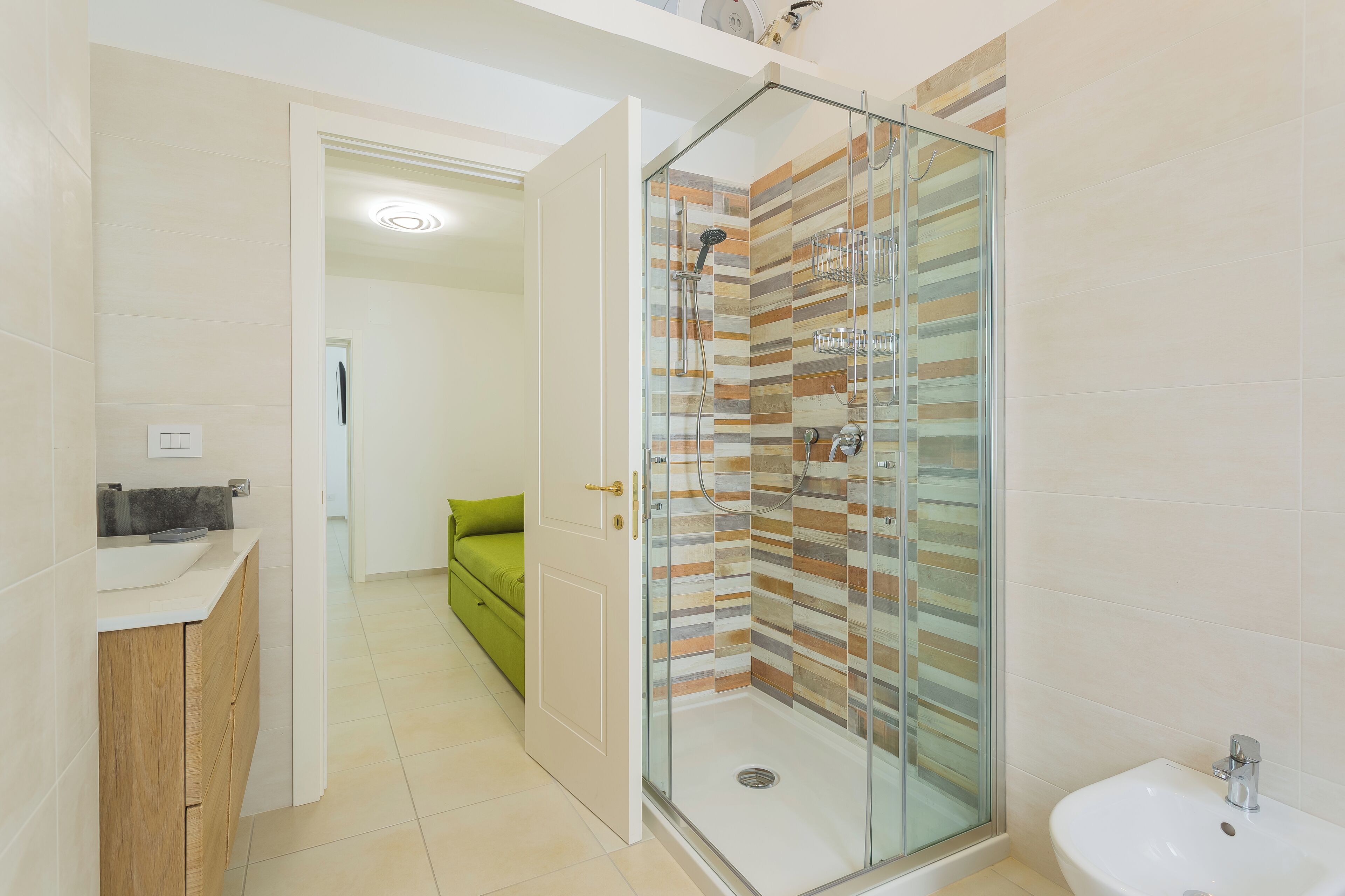 Hair dryer, towels, toilet paper