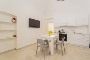 Private kitchen - Beautiful 1-bedroom apartment with AC in peaceful Mottola
relax, history, nature (Mottola)