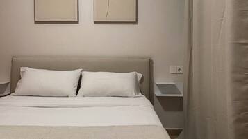 2 slaapkamers, een strijkplank/strijkijzer, wifi, beddengoed