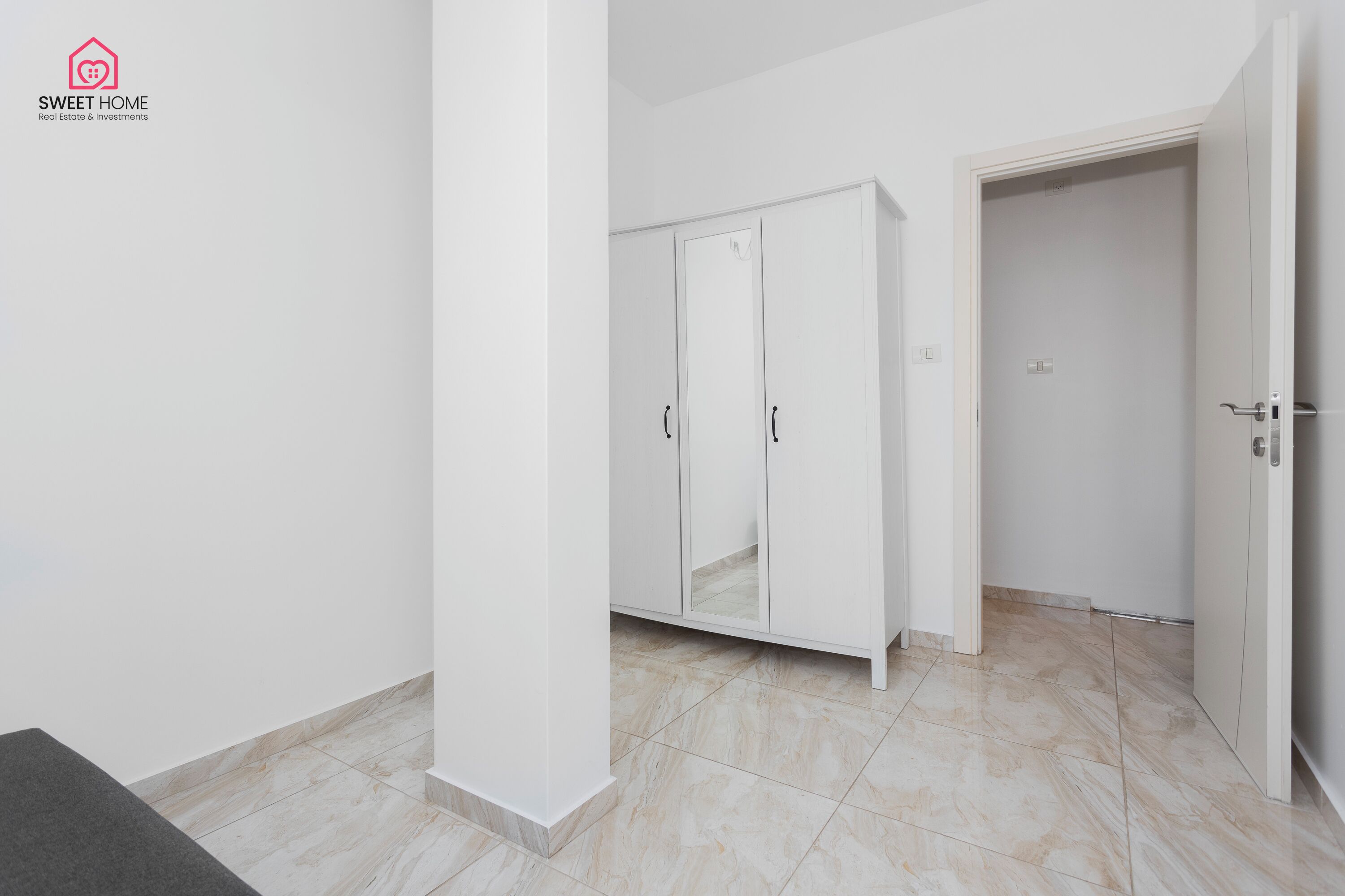 Apartamento família | Escrivaninha, ferros/tábuas de passar roupa, Wi-Fi de cortesia