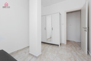 Familienapartment | Schreibtisch, Bügeleisen/Bügelbrett, kostenloses WLAN