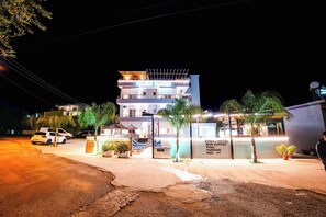Front of property - Hotel Zogaj (Ksamil)