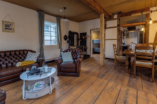 Anno 1832 - Holiday home - Vacation in a listed building with lots of comfort