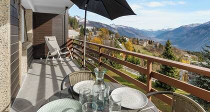 La Roseraie B 24 by Interhome