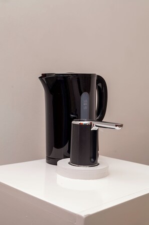 Iron/ironing board, free WiFi