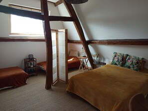 3 chambres, fer et planche Ă repasser, lit parapluie, Wi-Fi gratuit