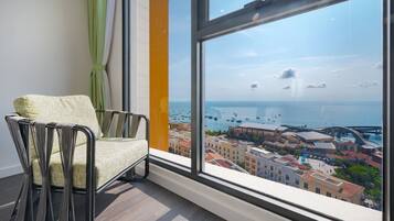 Appartamento Elite, 2 camere da letto, balcone, vista oceano | Vista spiaggia/mare