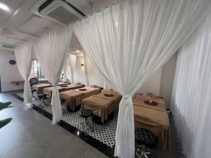 Hot stone massages, Thai massages, massages