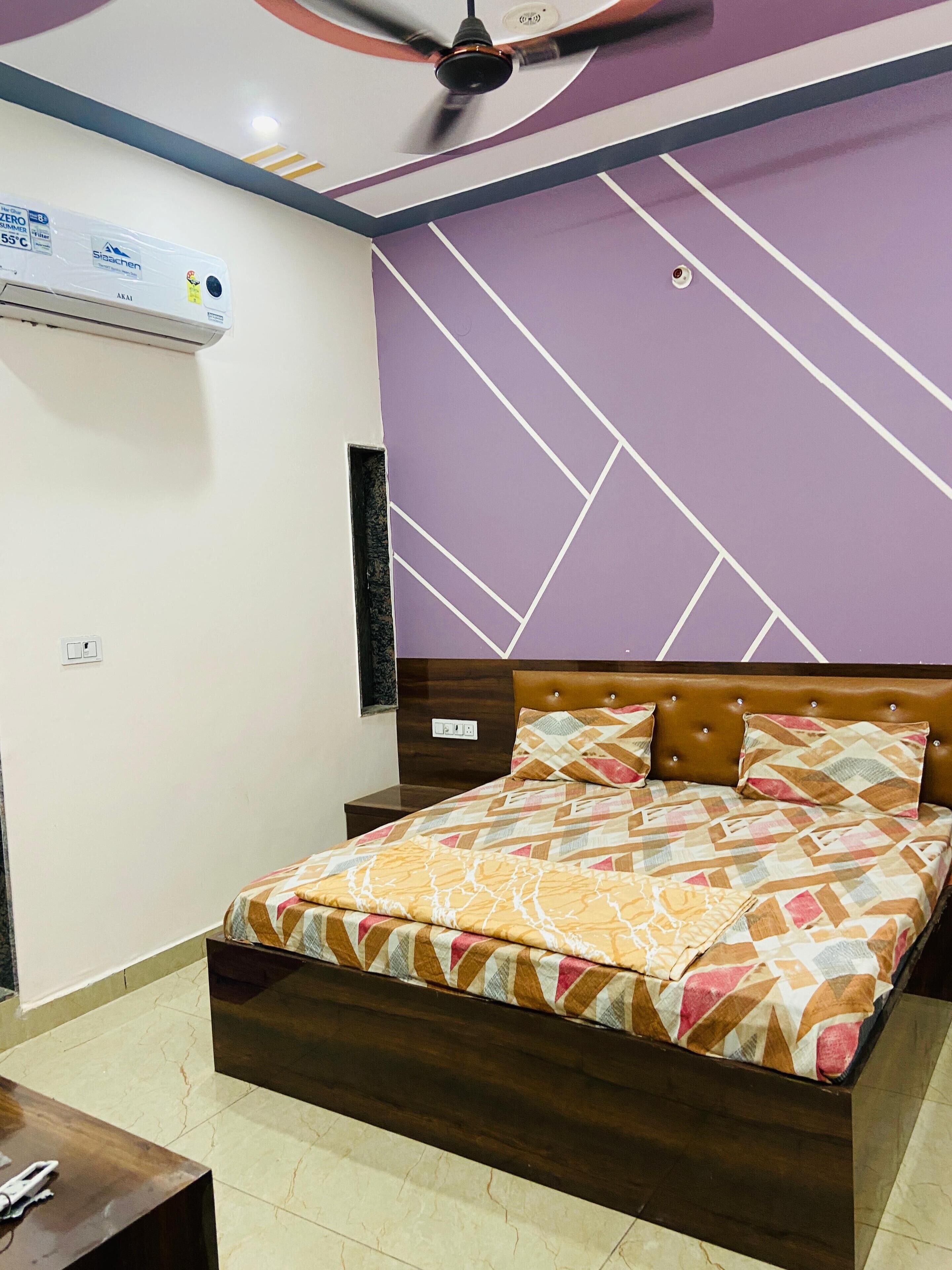 Habitación doble, aire acondicionado | Escritorio, espacio para trabajar con laptop, camas extra y wifi gratis 