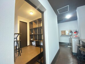 Room, Multiple Beds, Non Smoking, Kitchen | Bathroom - AkiraHome Dobutsuenmae (Osaka)