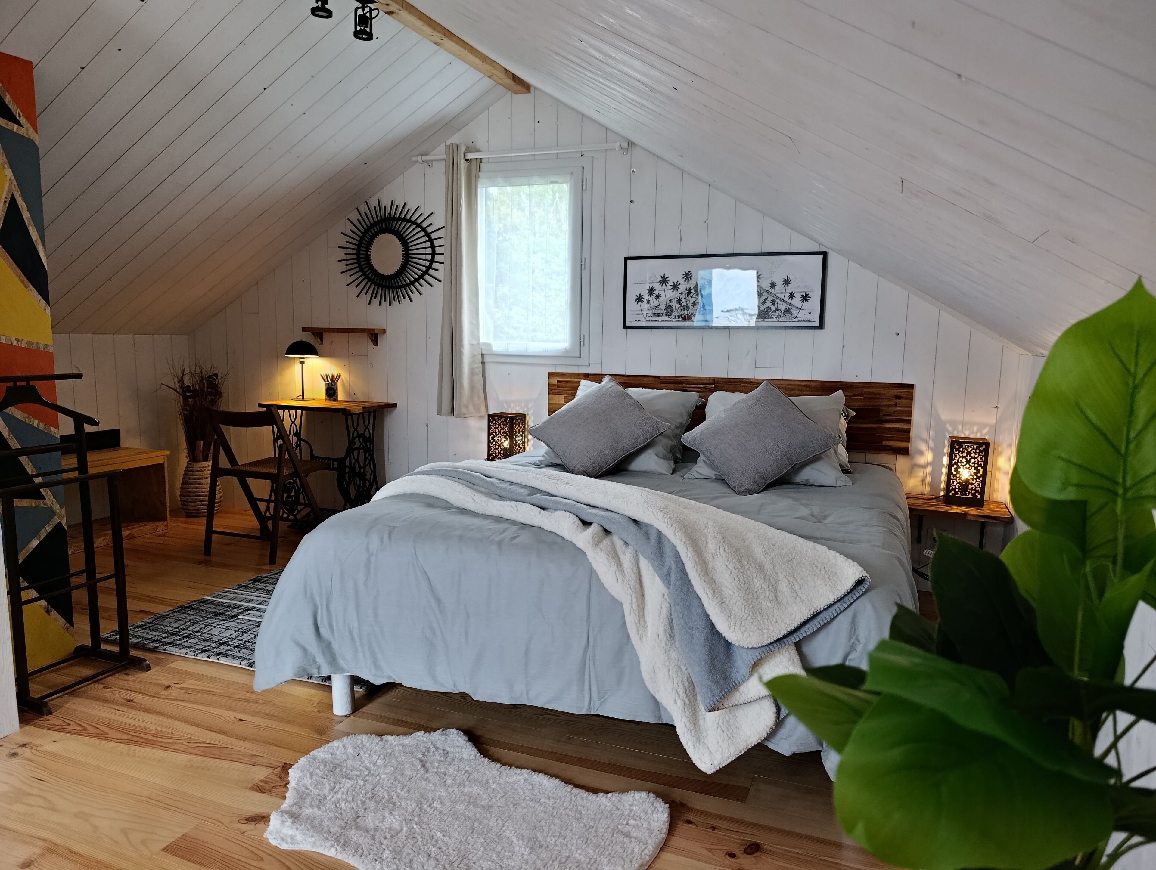 1 chambre, bureau, fer et planche à repasser, Wi-Fi gratuit