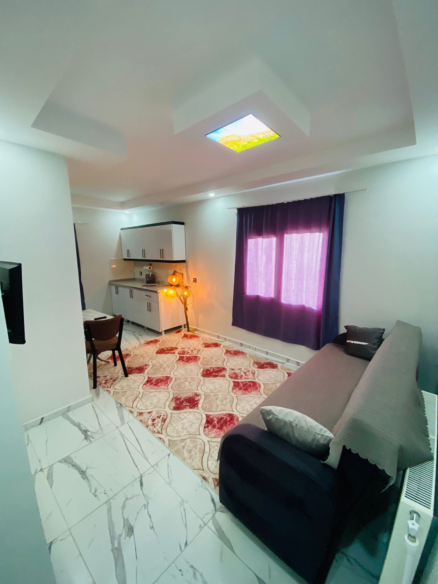 Classic Condo, Balcony, City View | Free WiFi