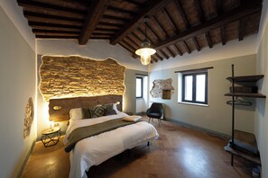 9 chambres, Wi-Fi, draps fournis