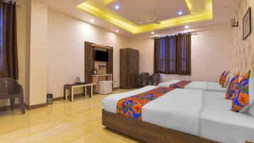 Quarto quádruplo família | Ferros/tábuas de passar roupa, Wi-Fi de cortesia