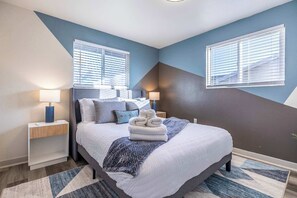 4 quartos, ferros/tábuas de passar roupa, berço de viagem, Wi-Fi