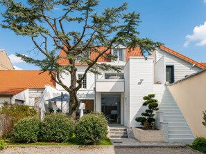 Exterior - Villa in Central Le Touquet with Air Conditioning and Wifi (Le Touquet-Paris-Plage)