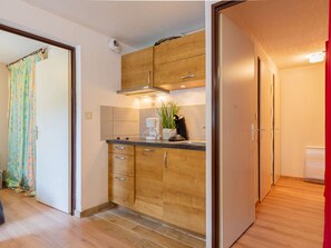 Interior - Apartment T2 Sleeps 4 - Saint-Lary Village - Free WiFi, Parking (Saint-Lary-Soulan)