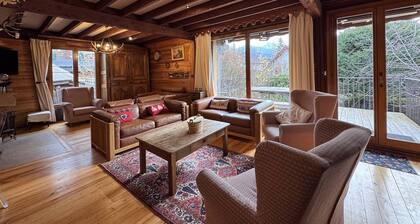 Charming chalet in Villard-de-Lans for 12, 4 bedrooms and fireplace