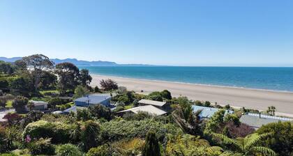 Seaview Escape in Patons Rock