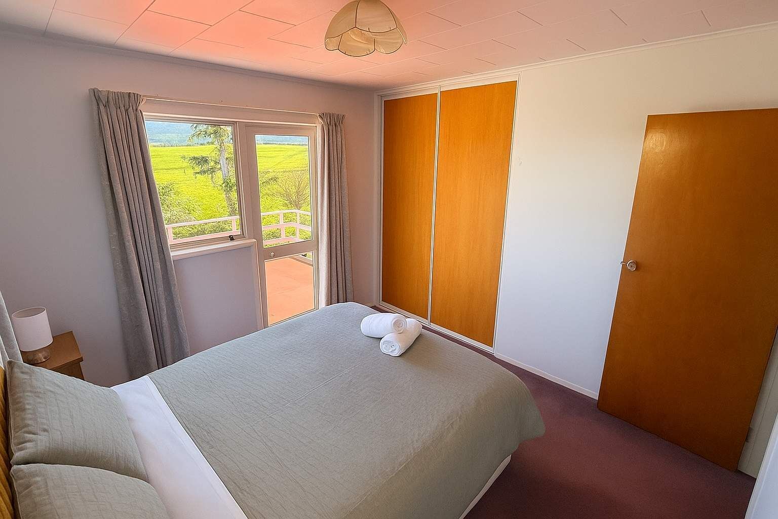 3 Schlafzimmer, Bügeleisen/Bügelbrett, WLAN, Bettwäsche