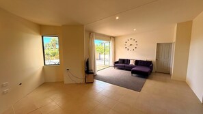 Interior - Spacious Family Home - Collingwood, Golden Bay (Collingwood)