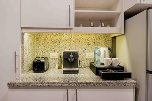 Huoneisto, 1 makuuhuone, kaupunkinäköala | Yksityinen keittiö