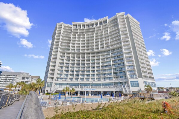 Exterior - Oceanfront Paradise! (Myrtle Beach)