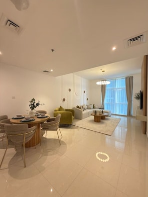 Interior - City Living Holiday Home | On Sheikh Zayed Road (Dubai)