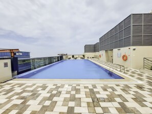 Pool - City Living Holiday Home | On Sheikh Zayed Road (Dubai)