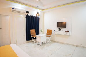 Doppia Premium, balcone, vista città | Wi-Fi gratuito