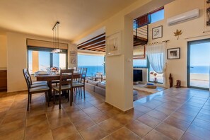 House | 5 bedrooms - Sea Soul Luxury Villa With Private Swimming Pool (Malevizi)