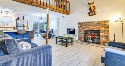 Ski, Swim & Hike! Family Home in Tobyhanna