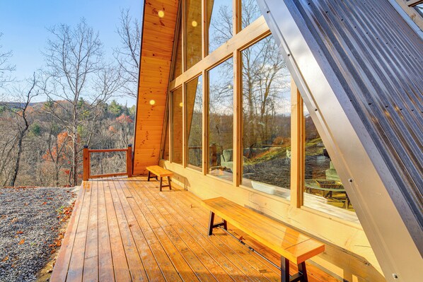 House (2 Bedrooms) | Interior - Steps to State Park! A-frame Cabin in Piney Creek (Piney Creek)
