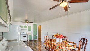 Interior - Near Hunting Grounds: Aspermont Home w/ Yard (Aspermont)