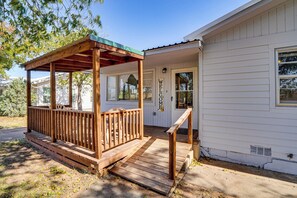 House (3 Bedrooms) | Interior - Near Hunting Grounds: Aspermont Home w/ Yard (Aspermont)