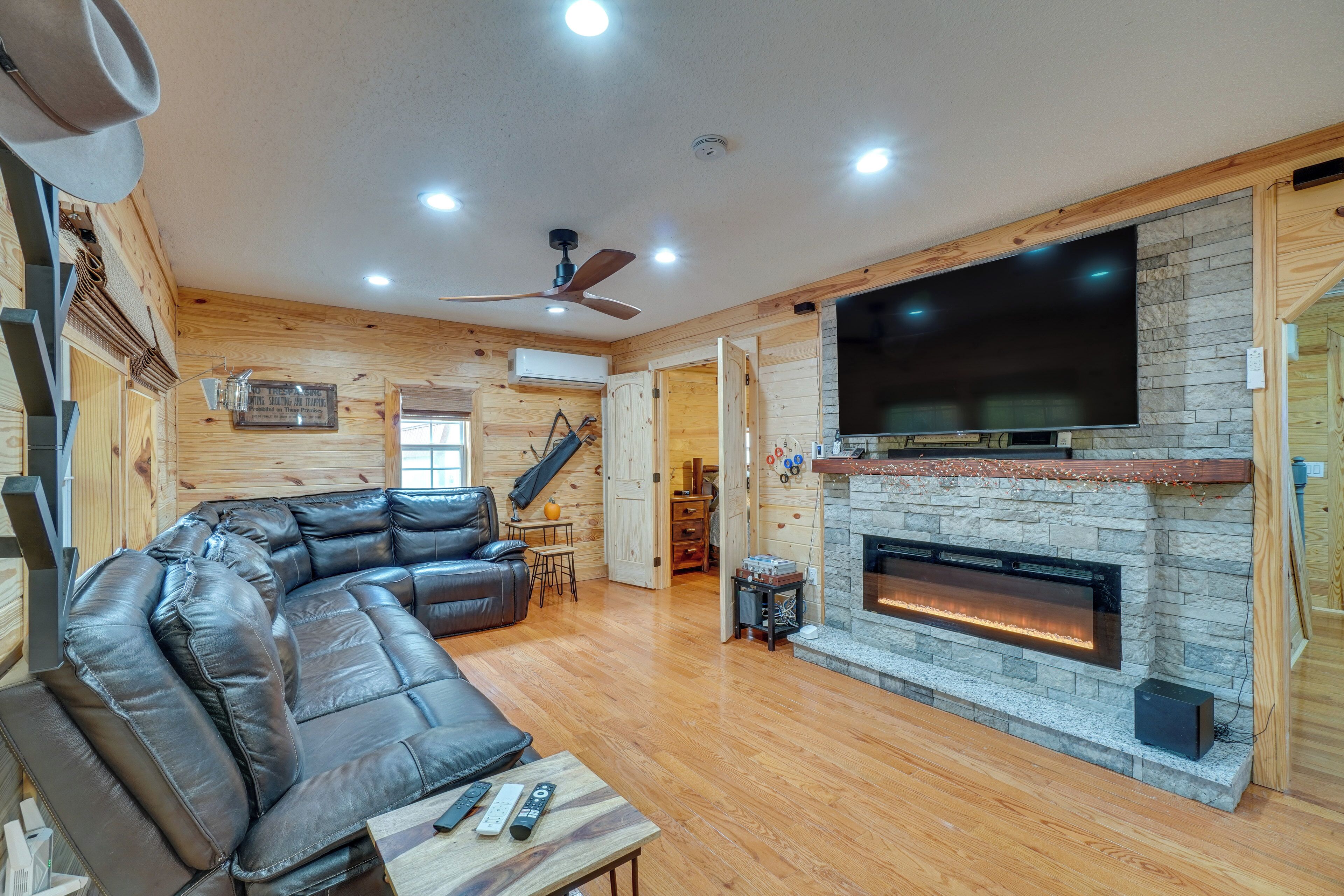 House (3 Bedrooms) | Front of property