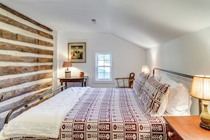 House (2 Bedrooms) | Interior - Blue Ridge Retreat! Cottage on the Rapidan River (Rapidan)