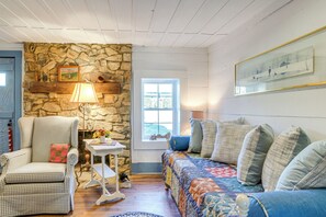 Rumah (2 Bedrooms) | Interior