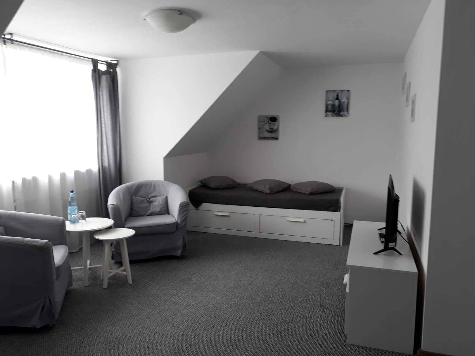 Laptop workspace, blackout curtains, iron/ironing board, free WiFi