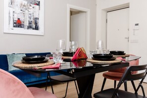 Dining - VivimiHome – Modern Flat Centrale/Bosco Verticale (Milan)