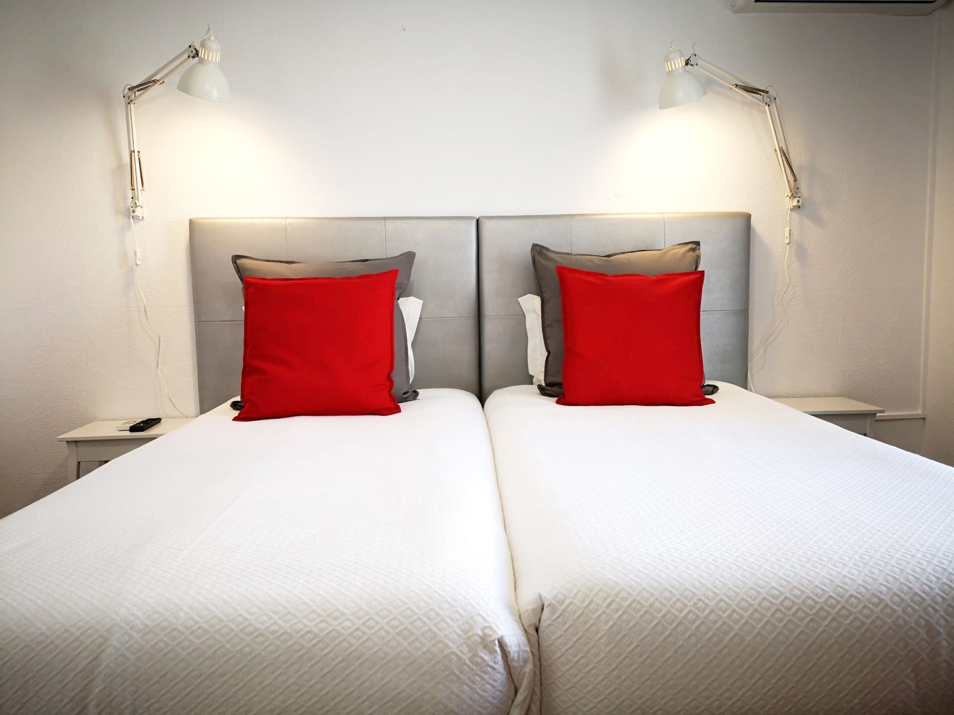Zweibettzimmer, Balkon | Minibar, kostenloses WLAN