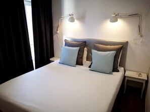 Habitación doble, balcón | Minibar y wifi gratis 
