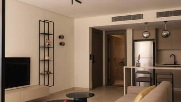 Huoneisto, 2 makuuhuonetta, kaupunkinäköala | Oleskelualue