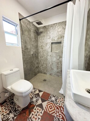 Hair dryer, towels, toilet paper - Cozy 1-bedroom apartment in enchanting Puerto Vallarta with AC (Puerto Vallarta)