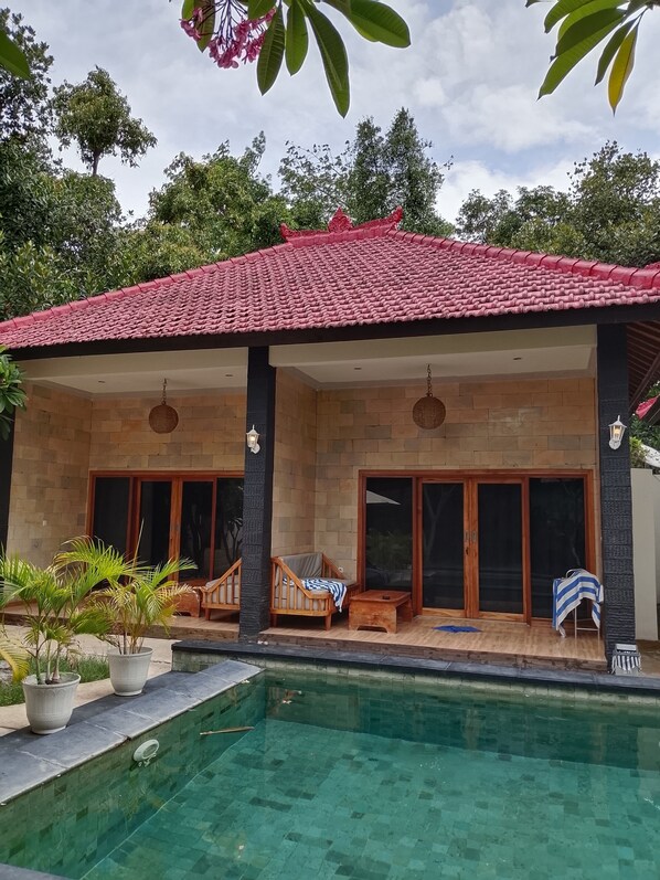 Front of property - evening/night