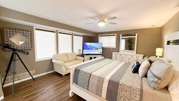 5 bedrooms, iron/ironing board, free WiFi, bed sheets