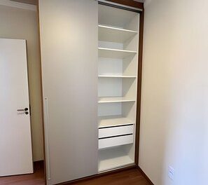 Basic Apartment | Interior