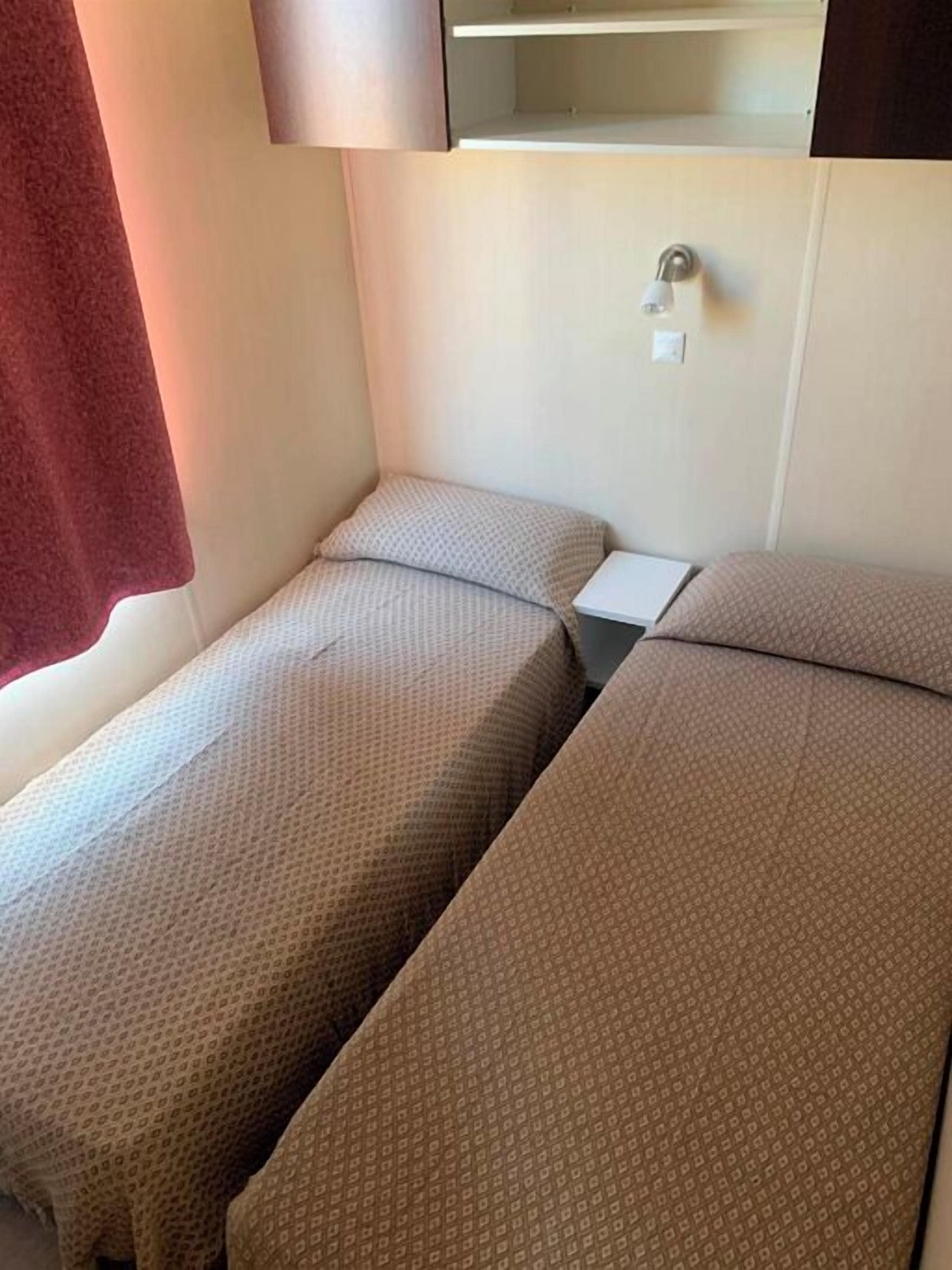 Iron/ironing board, free WiFi