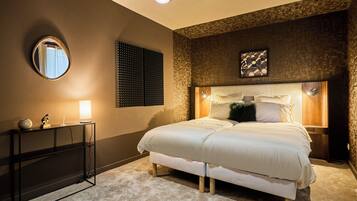 4 bedrooms, WiFi, bed sheets